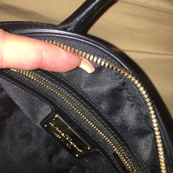 Salvatore Ferragamo purse - Picture 3 of 4